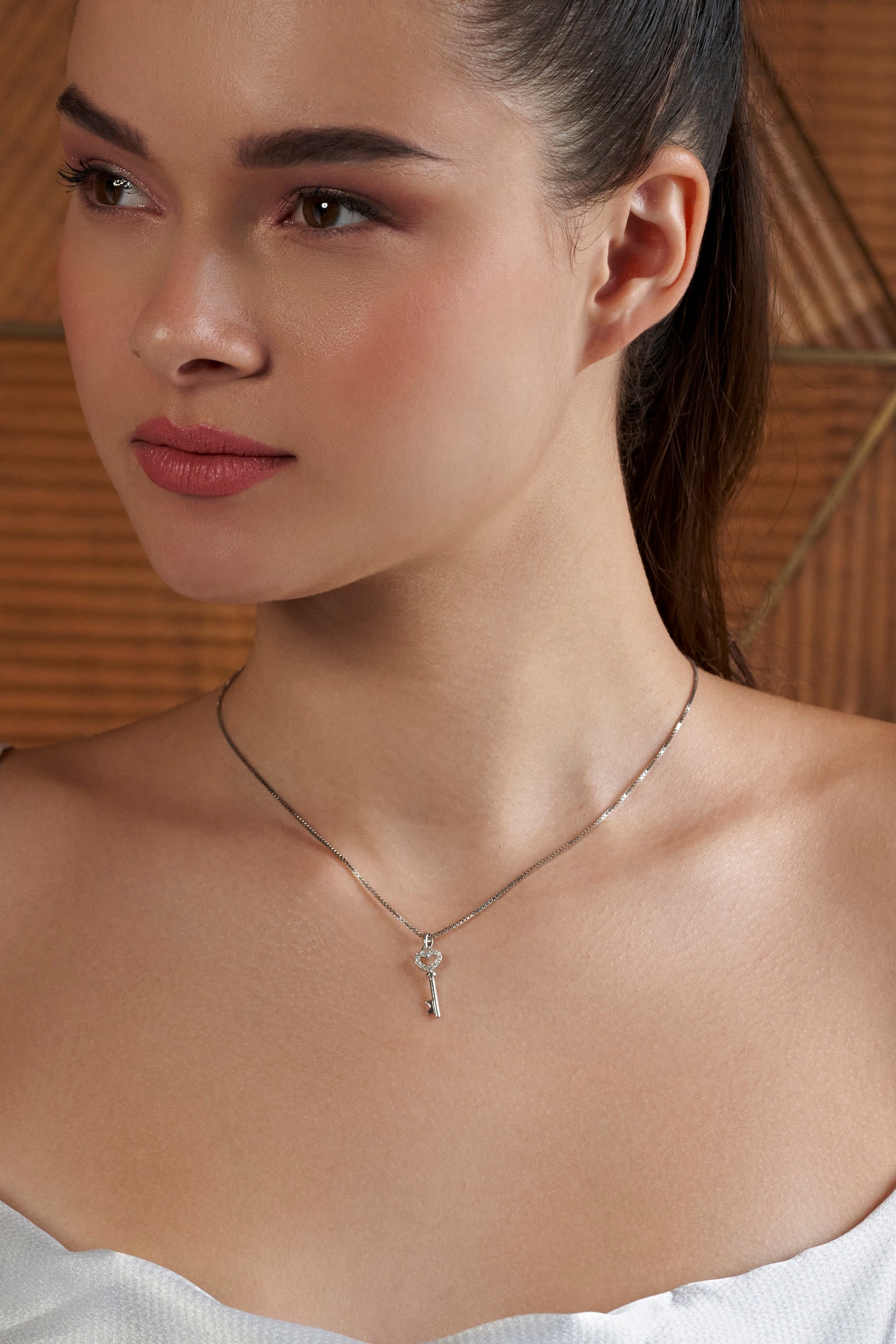 Key diamond pendant necklace