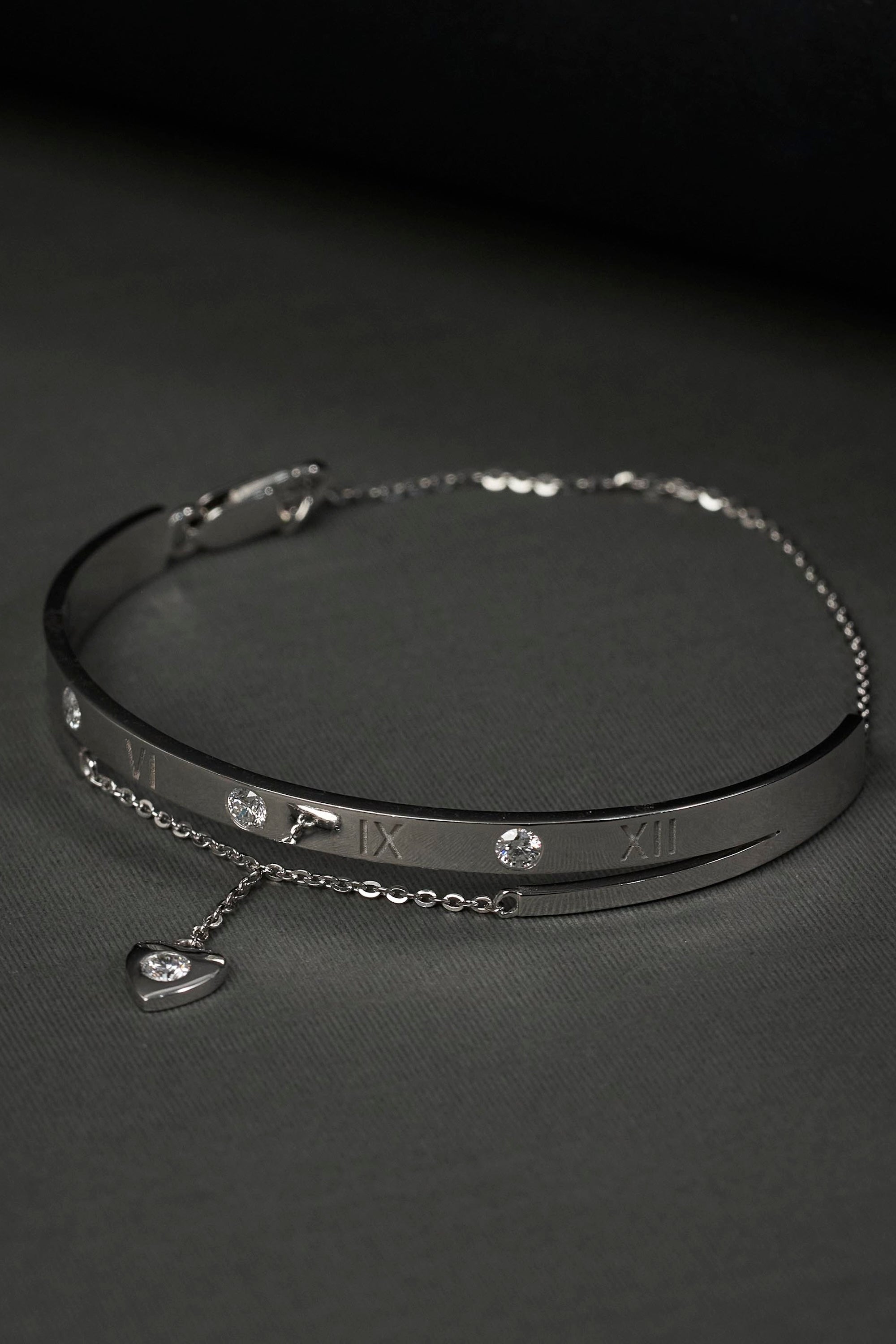 Roman Dangling Heart Diamond Bracelet