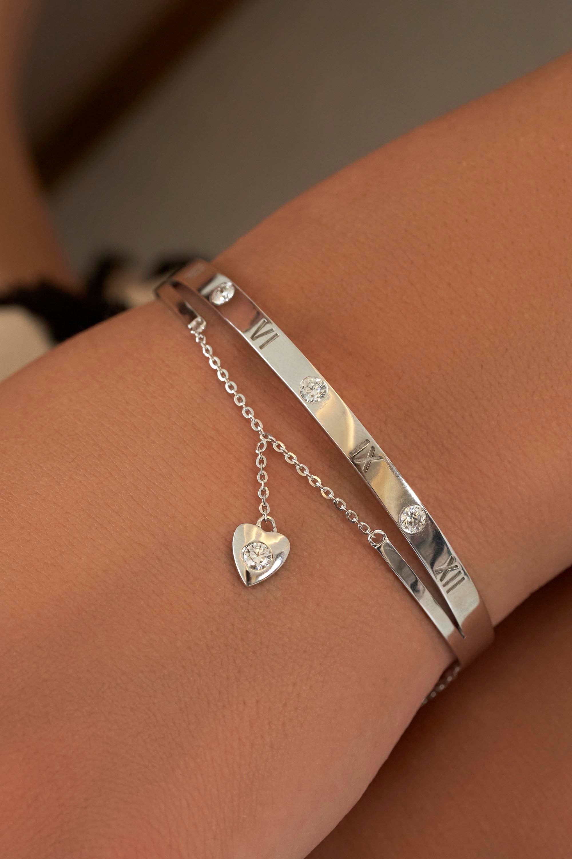 Roman Dangling Heart Diamond Bracelet