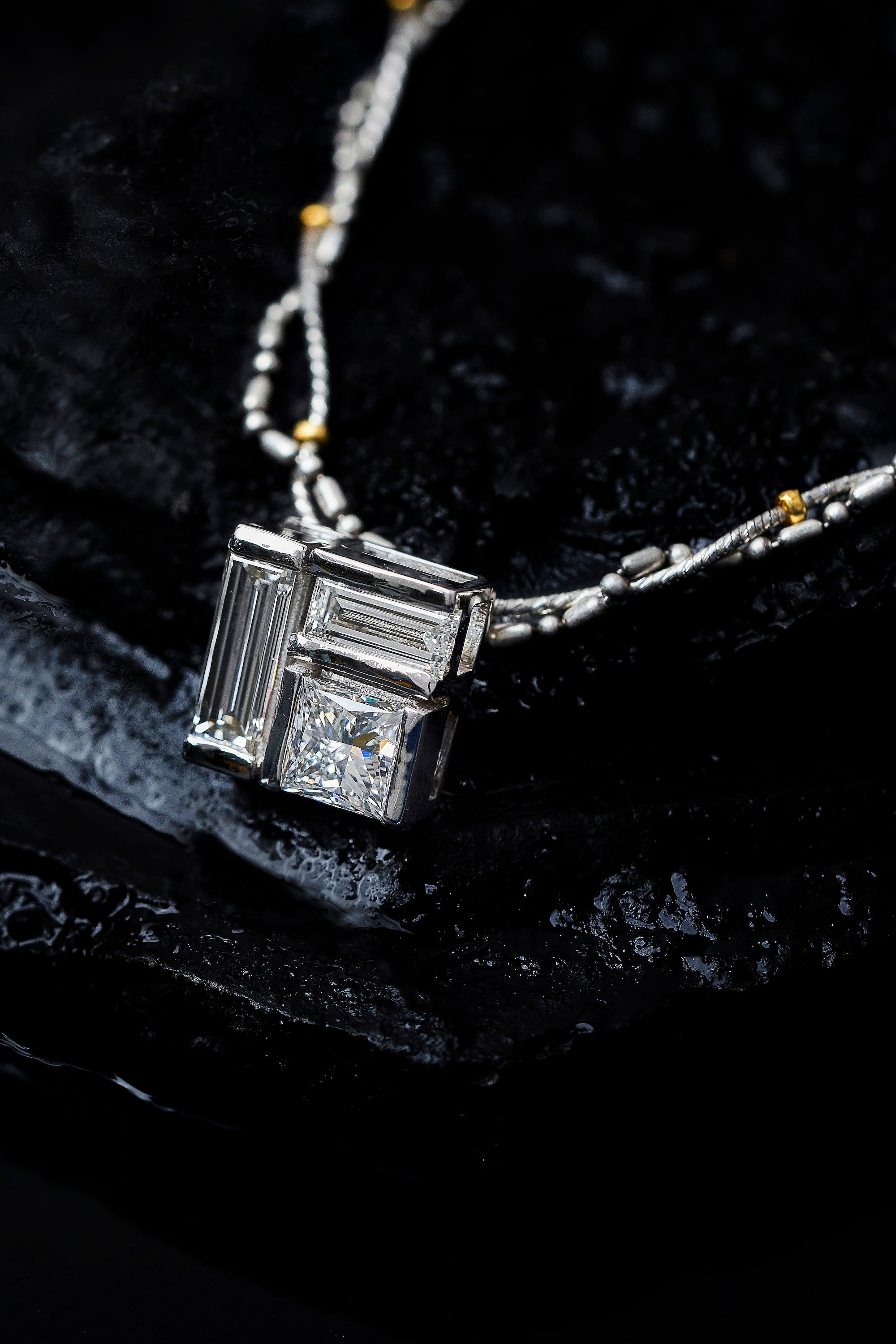 Square diamond pendant necklace