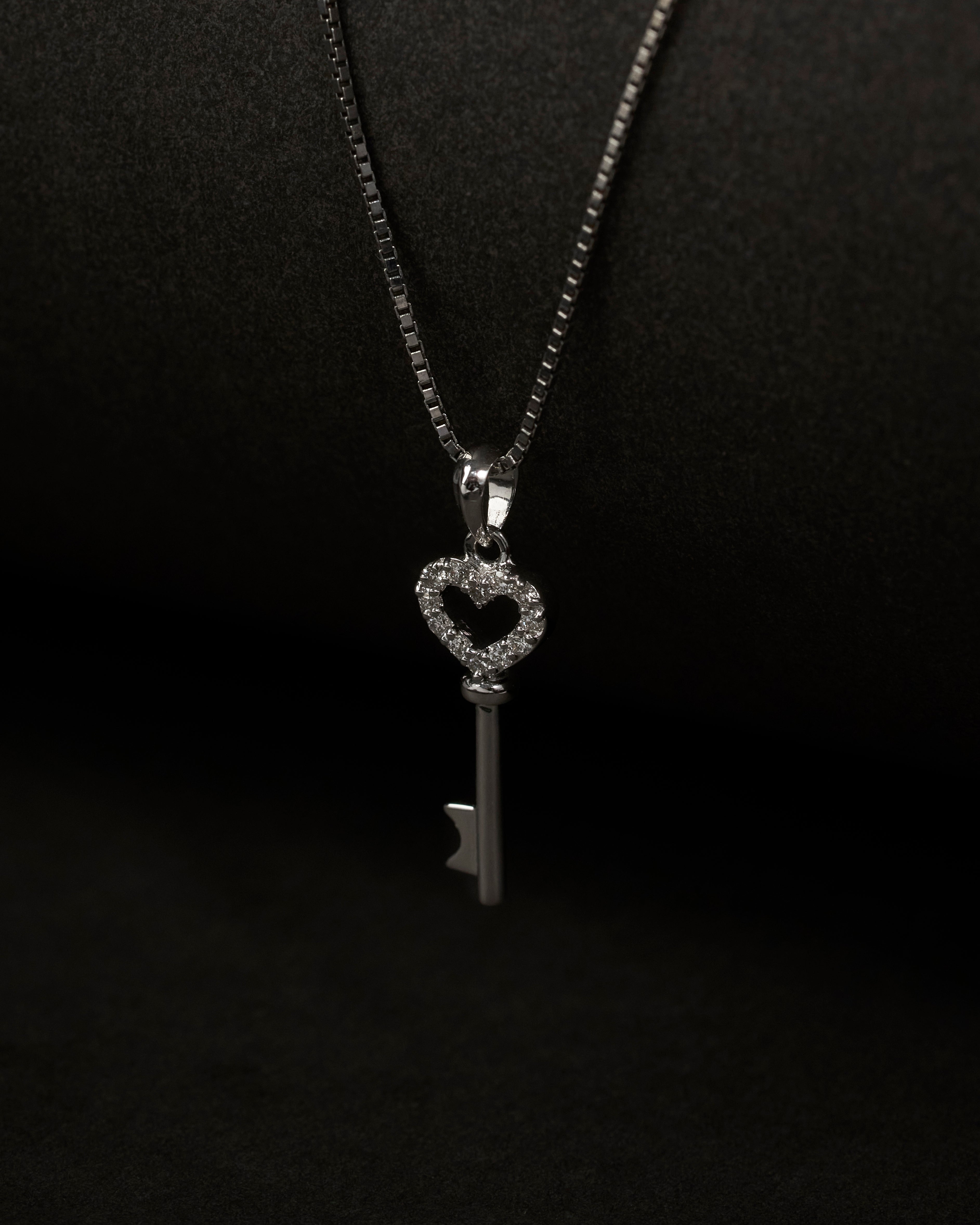 Key heart diamond pendant necklace